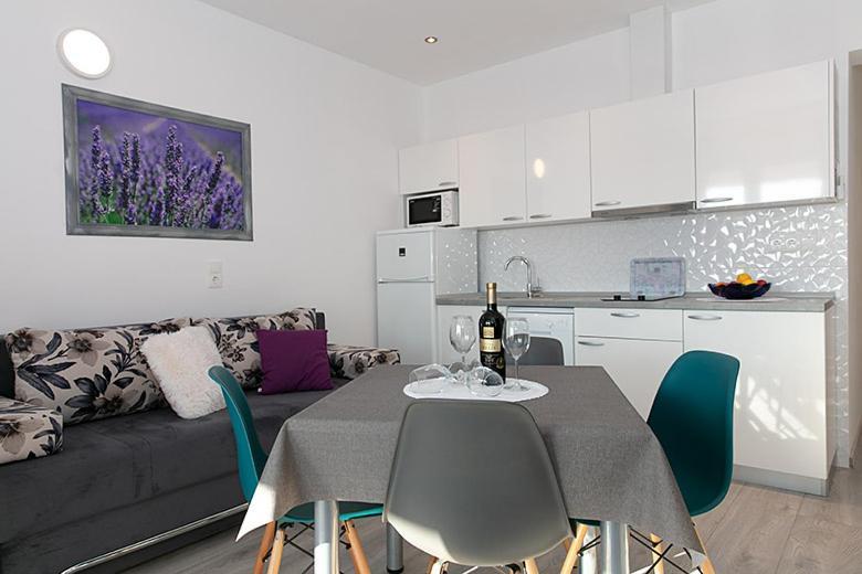 Apartmani “Karla” Promajna Exterior photo